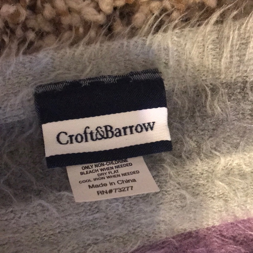 Scarf - Picture 3 of 3